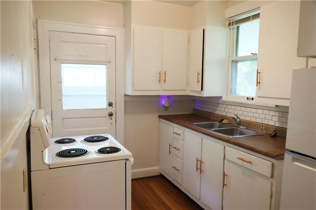 6207 Forest Avenue — photo 9
