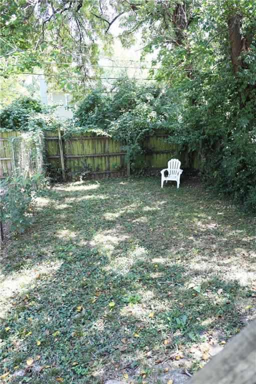 6207 Forest Avenue — photo 10