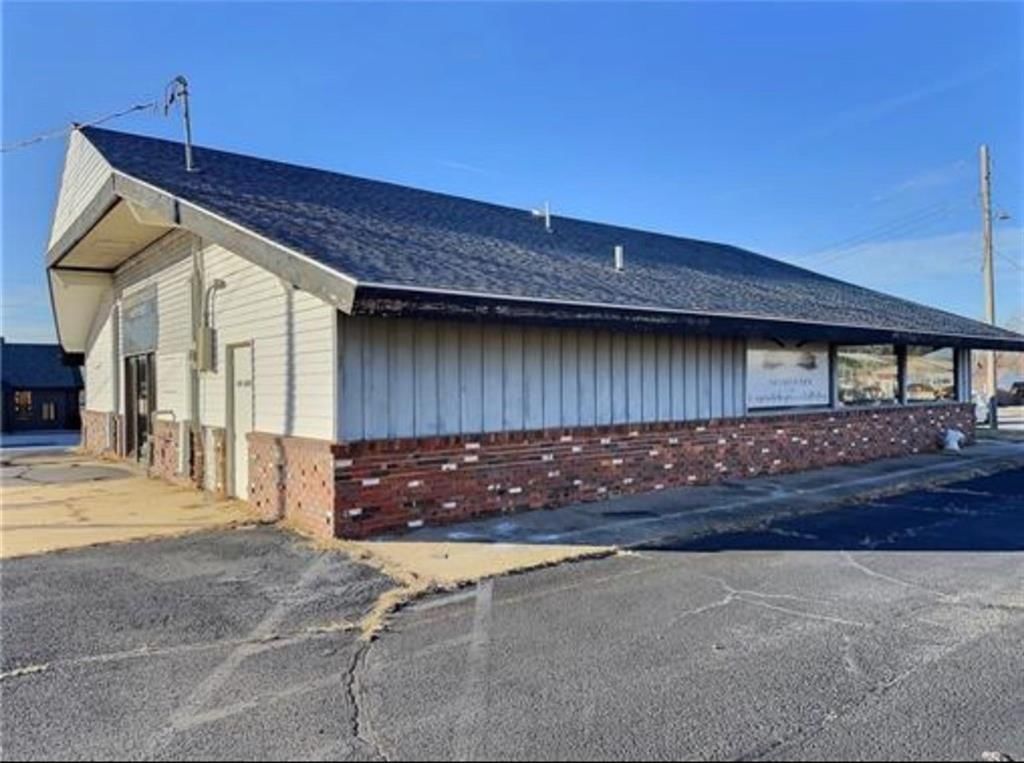 1419 W Austin Boulevard — photo 1