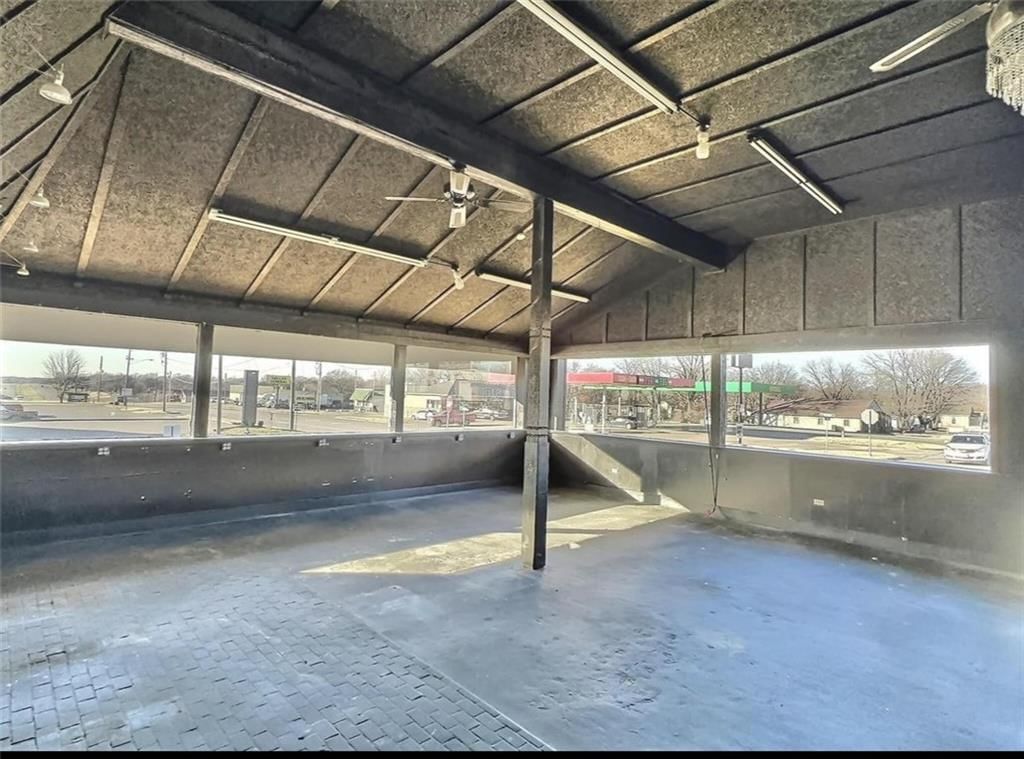 1419 W Austin Boulevard — photo 10