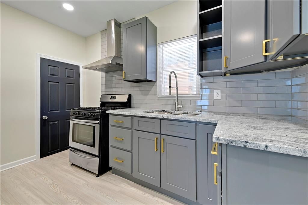 1502 Wood Avenue — photo 3