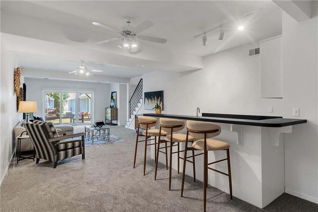5037 W 120 Terrace — photo 33