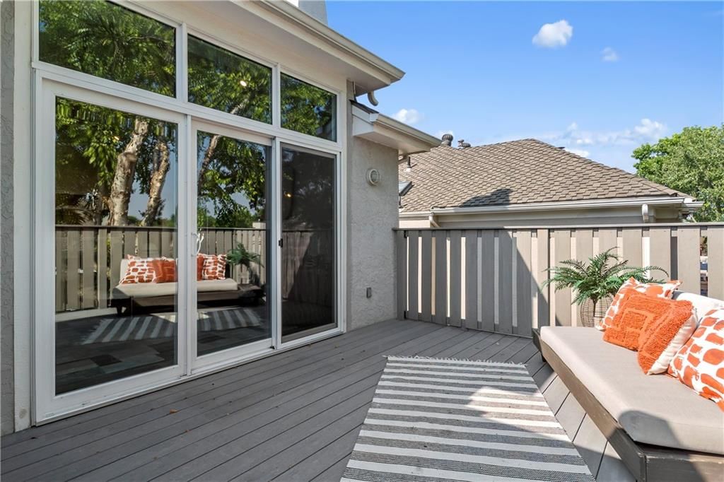 5037 W 120 Terrace — photo 38