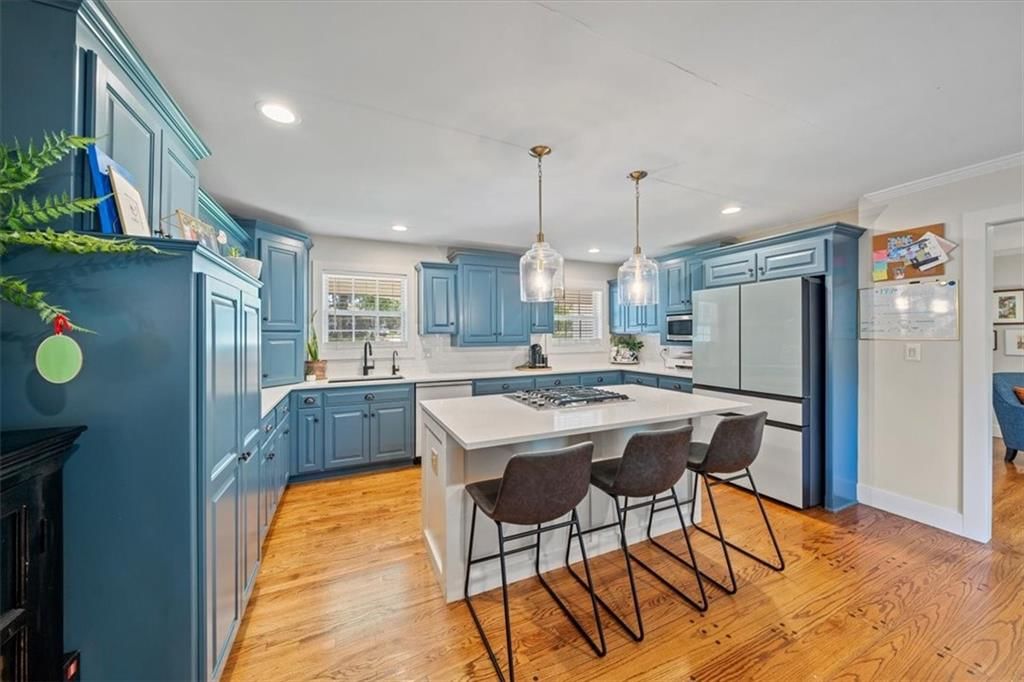 Photo 7 of 35 - 3701 W 96th Street