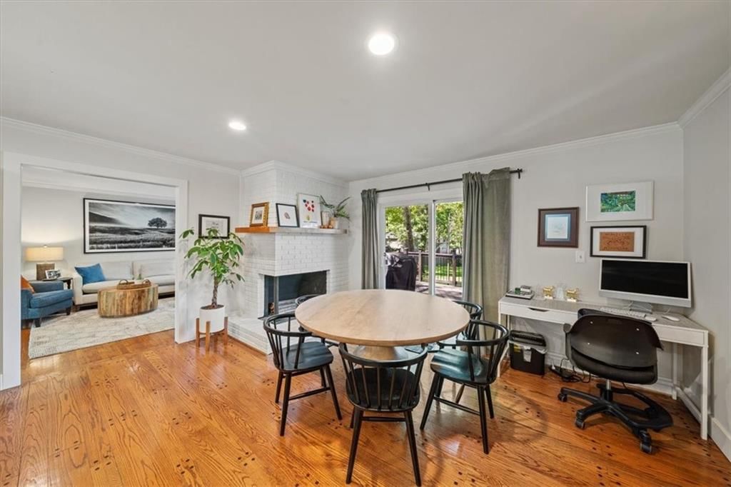 Photo 10 of 35 - 3701 W 96th Street