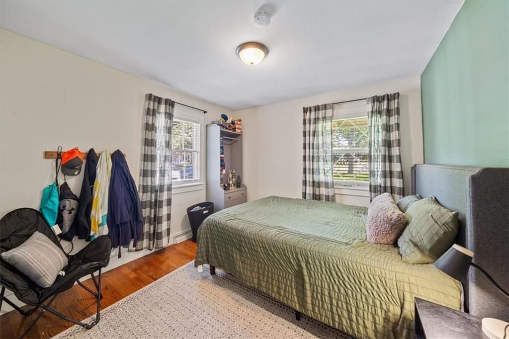 Photo 16 of 35 - 3701 W 96th Street