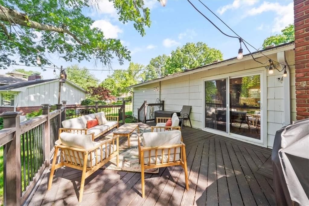 Photo 22 of 35 - 3701 W 96th Street