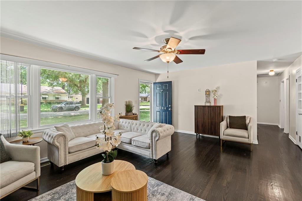 Photo 5 of 31 - 4944 NE Gladstone Avenue