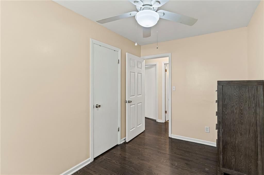 Photo 15 of 31 - 4944 NE Gladstone Avenue