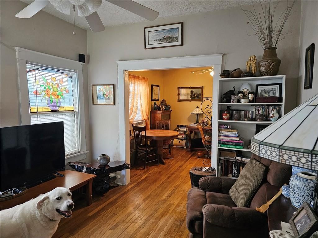 3618 Anderson Avenue — photo 3