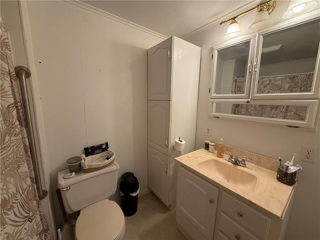 2405 South Street — photo 10