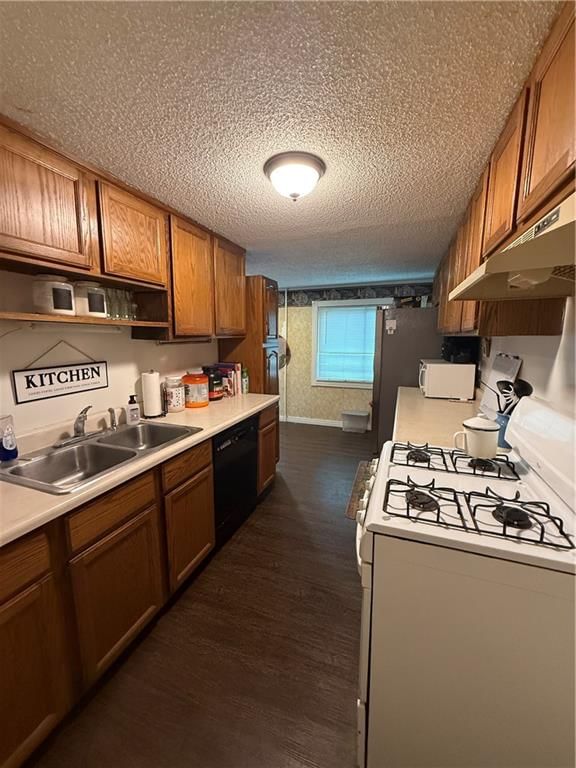 2405 South Street — photo 16
