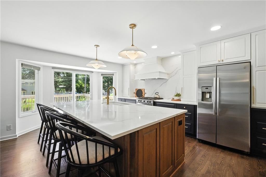 2315 W 104th Terrace — photo 3