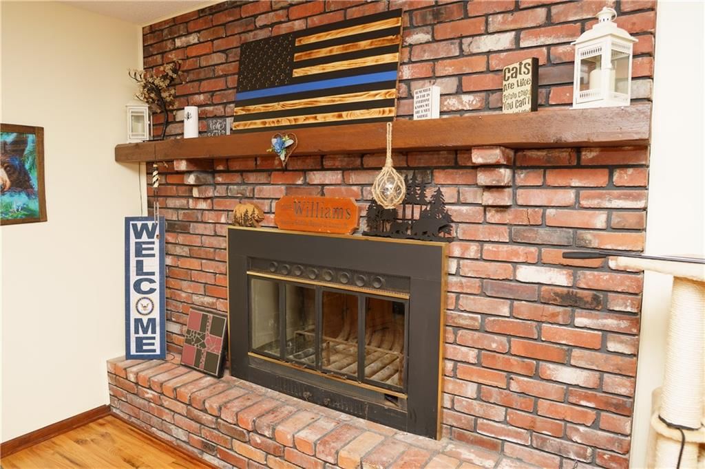 Photo 9 of 52 - 9730 Overhill Drive
