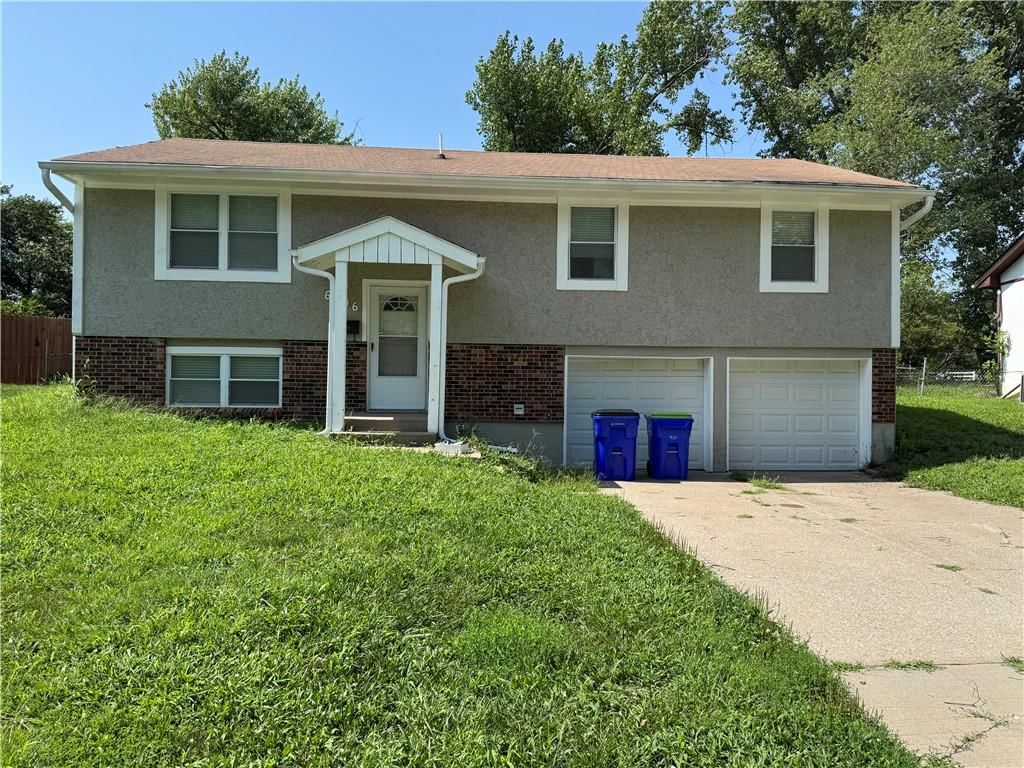 6206 E 140th Terrace — photo 1