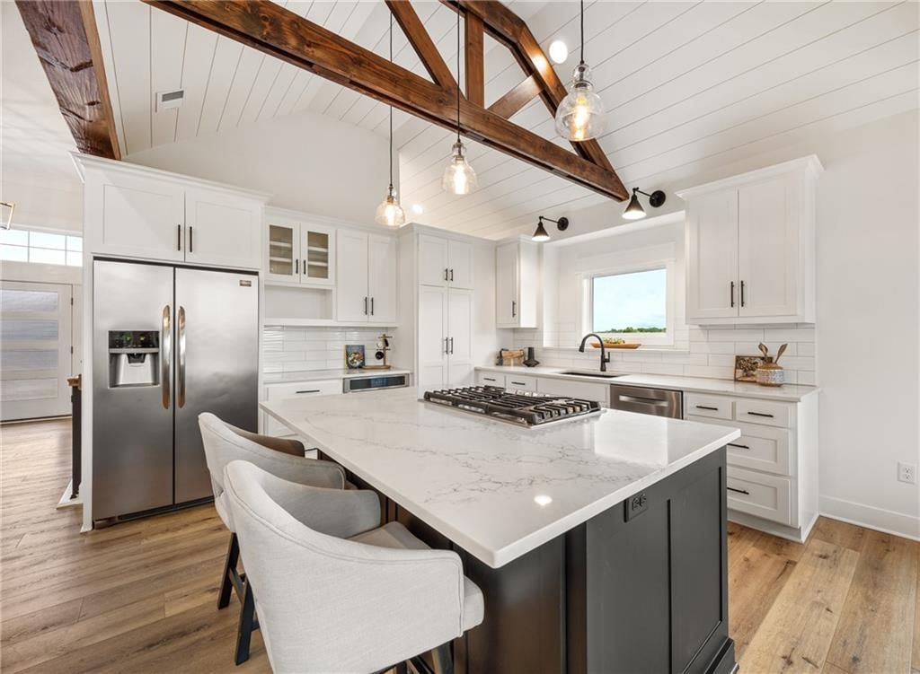Photo 9 of 38 - 17117 W 197th Street