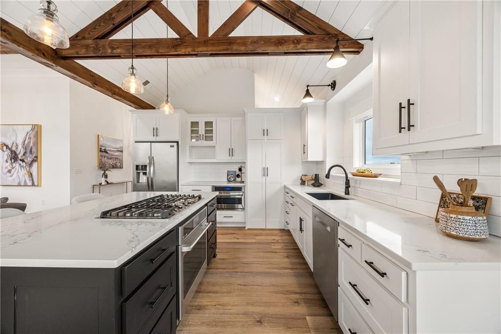 Photo 11 of 38 - 17117 W 197th Street