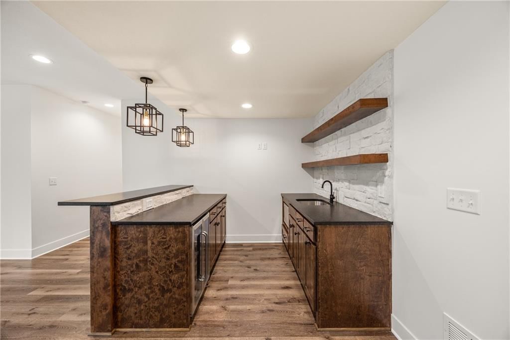 Photo 25 of 38 - 17117 W 197th Street