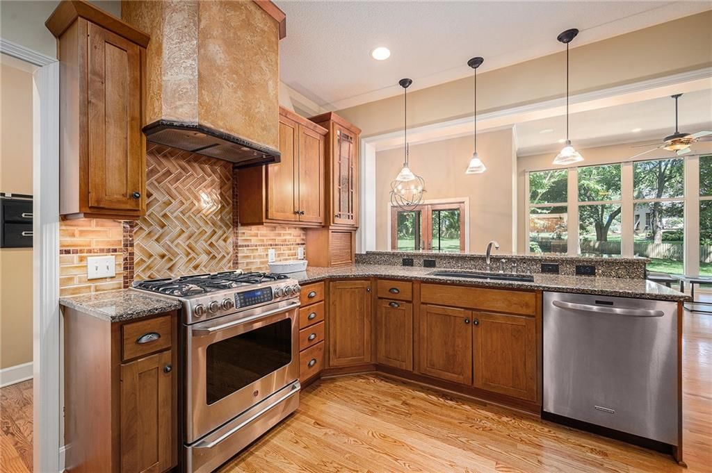 14620 Hayes Street — photo 15