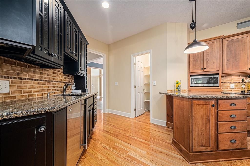 14620 Hayes Street — photo 16