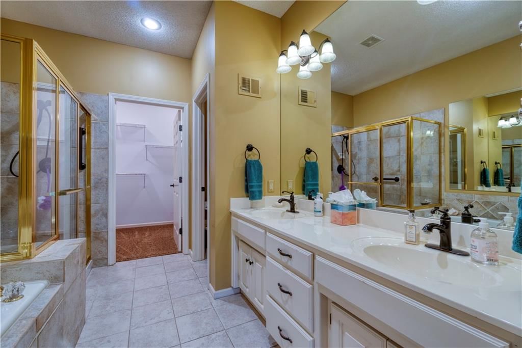 14343 Russell Street — photo 15