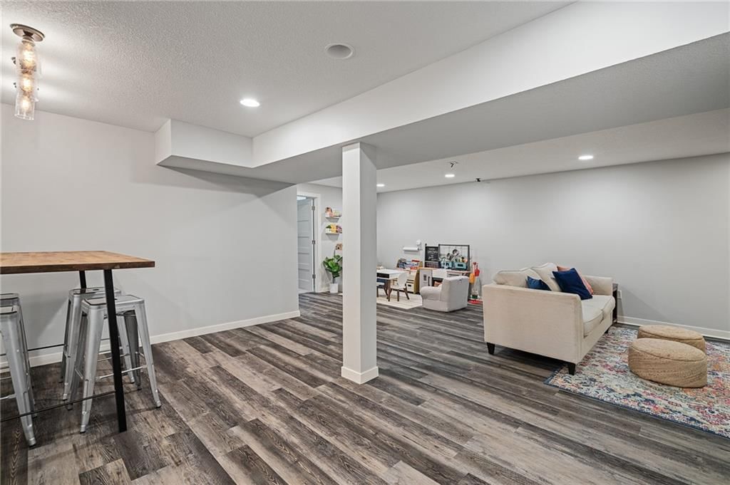 Photo 46 of 69 - 324 S Mesquite Street
