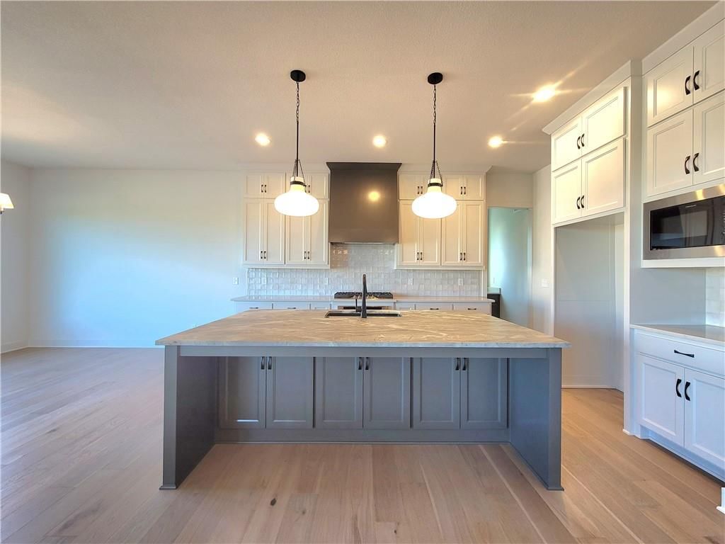 18221 Oakmont Street — photo 11