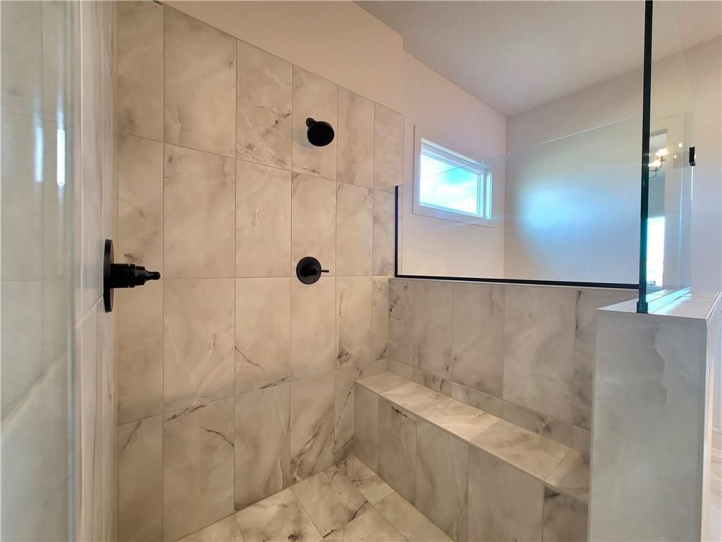 18221 Oakmont Street — photo 25