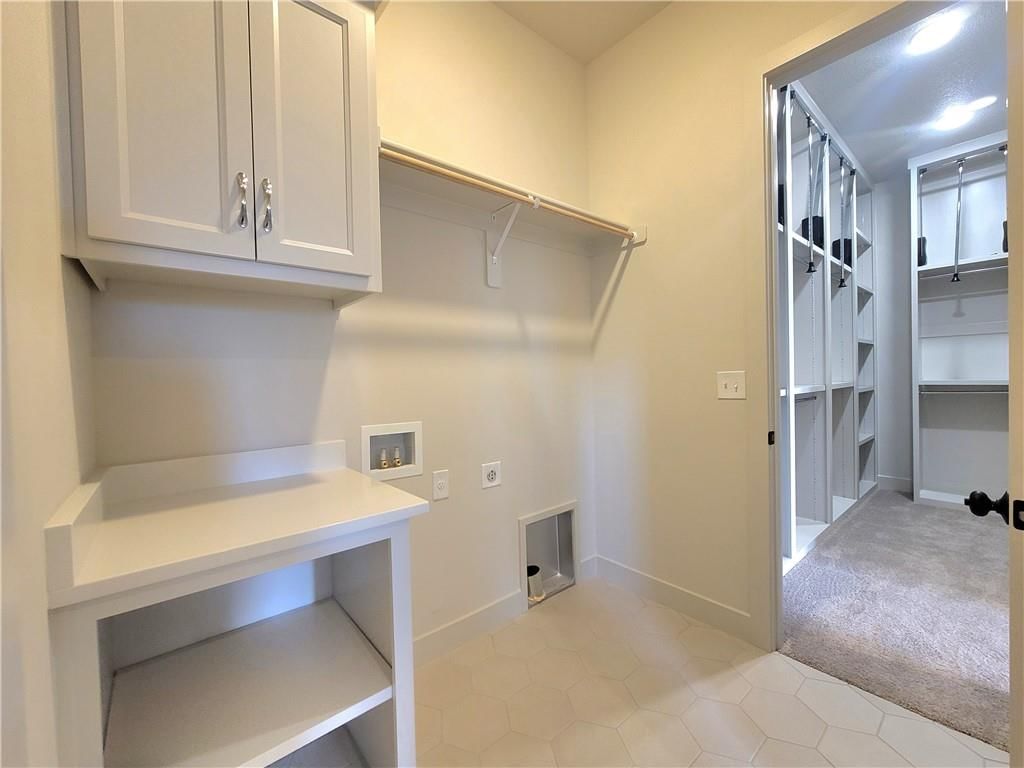 18221 Oakmont Street — photo 27