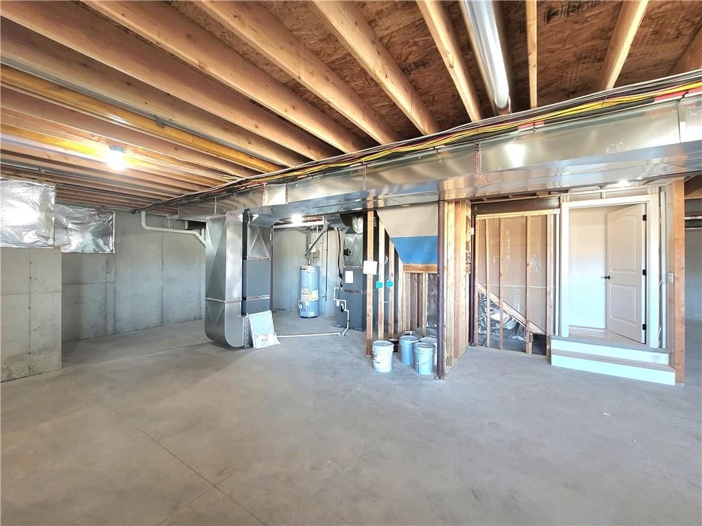 18221 Oakmont Street — photo 43