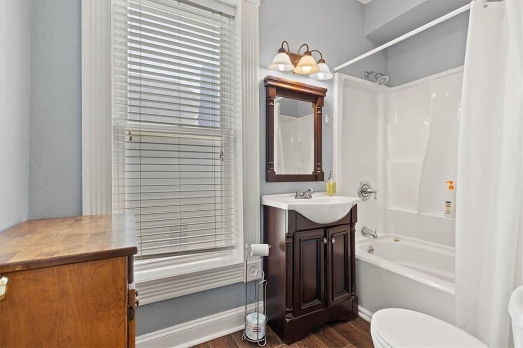 1110 Myrtle Avenue — photo 12