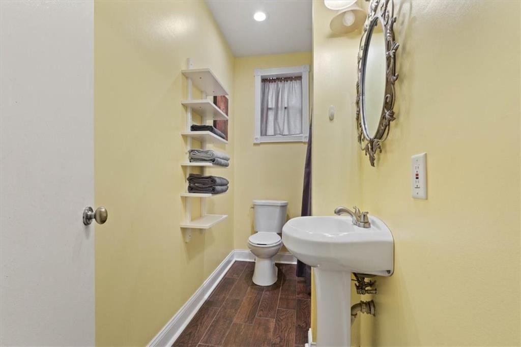 1110 Myrtle Avenue — photo 29