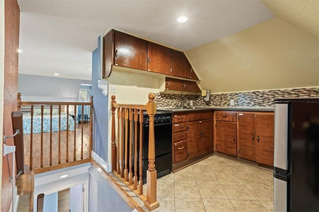 1110 Myrtle Avenue — photo 48