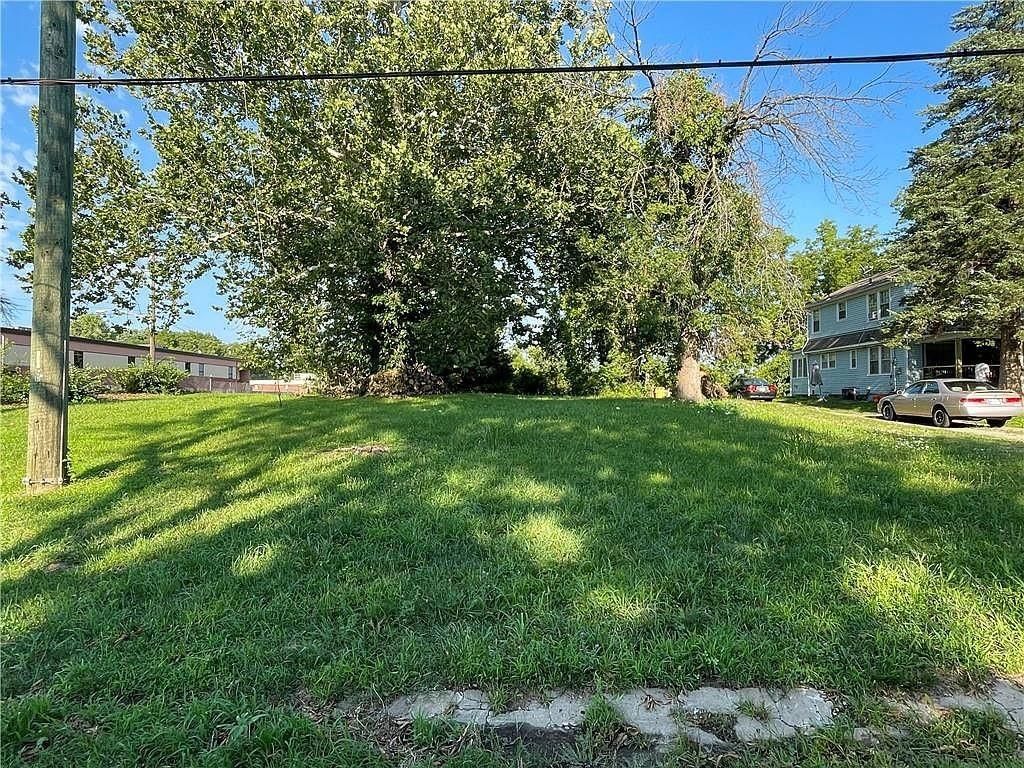 3005 N 10 th Street — photo 1