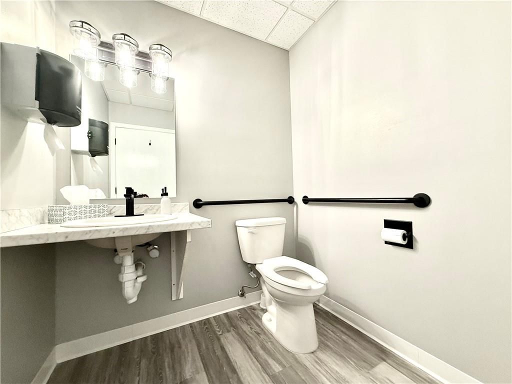 Photo 14 of 45 - 707 N 36th Street