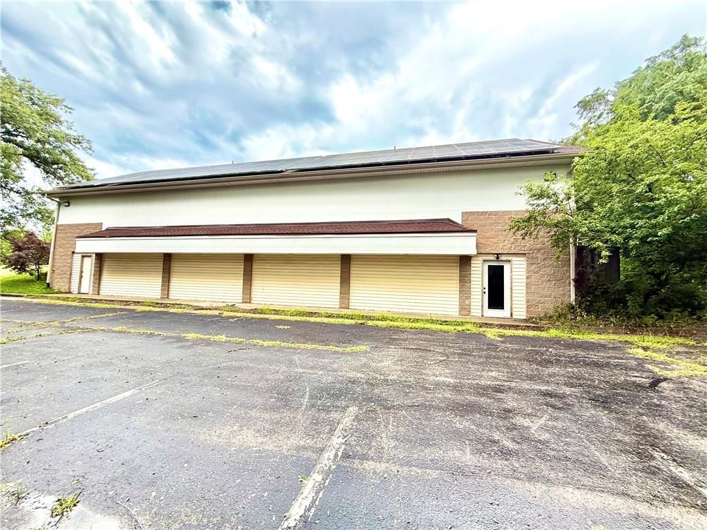 Photo 41 of 45 - 707 N 36th Street