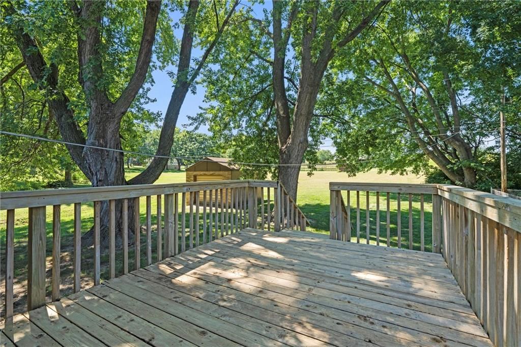 Photo 26 of 34 - 3118 S 56th Terrace