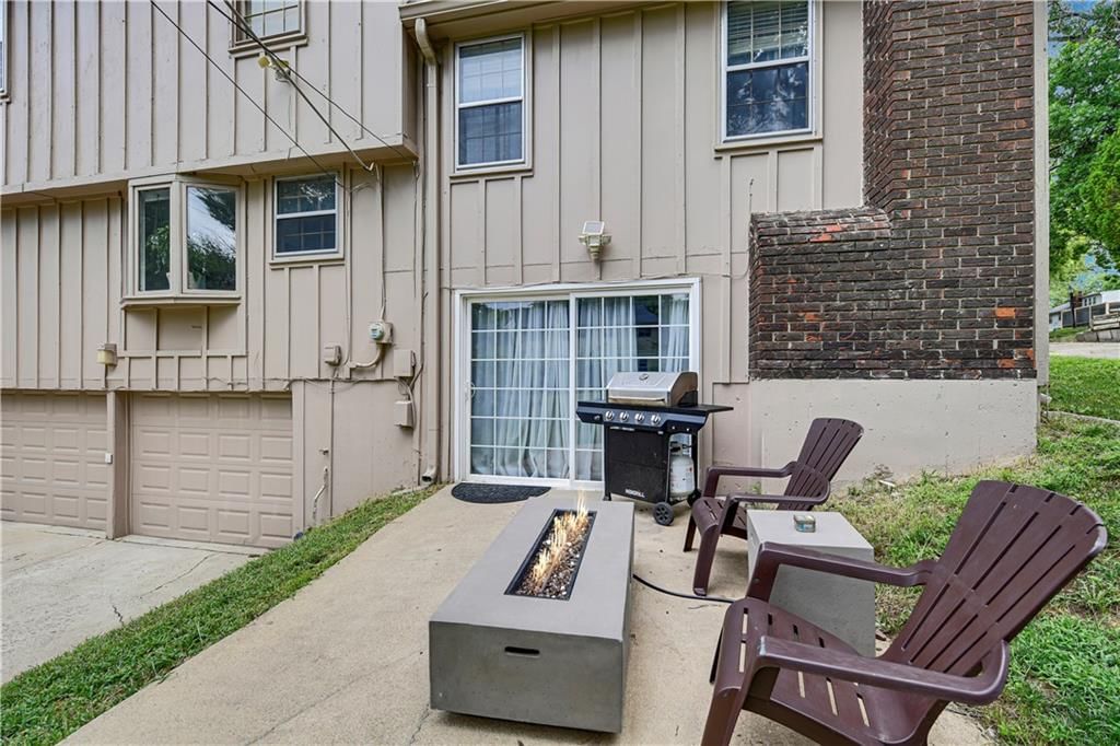 Photo 31 of 32 - 1309 E 98th Terrace