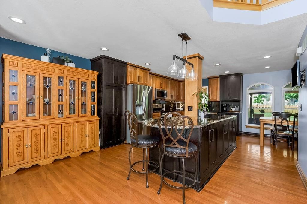 Photo 5 of 43 - 8104 NW 80th Street