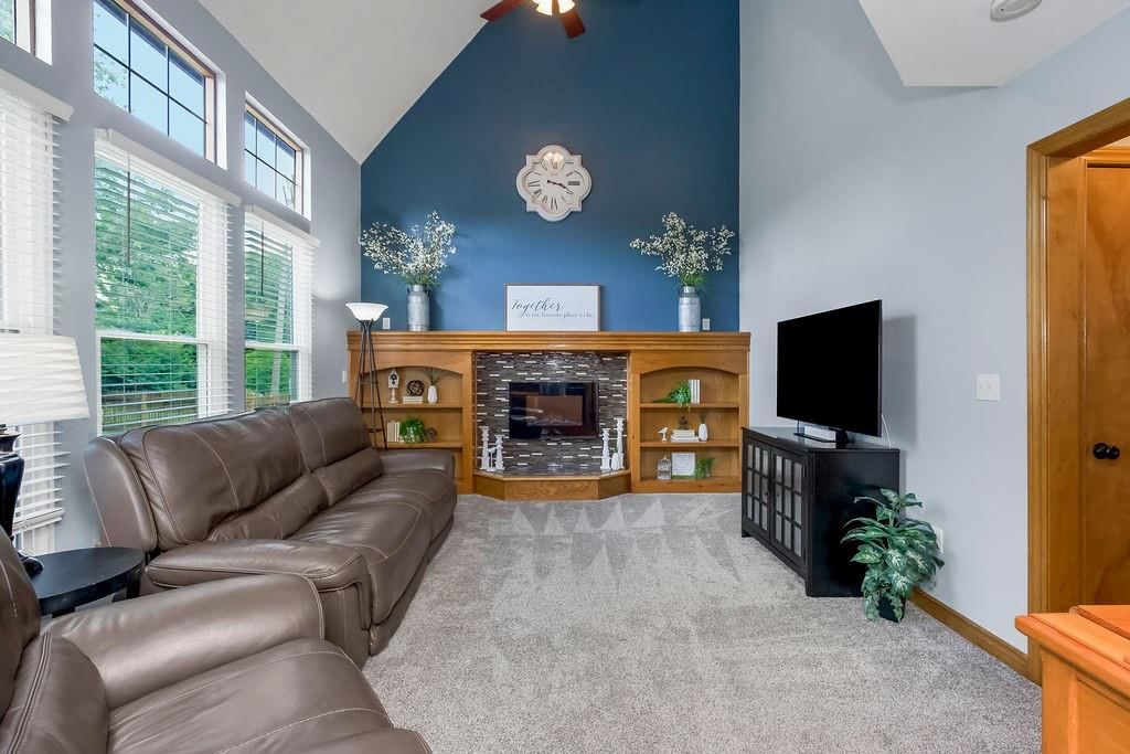 Photo 14 of 43 - 8104 NW 80th Street