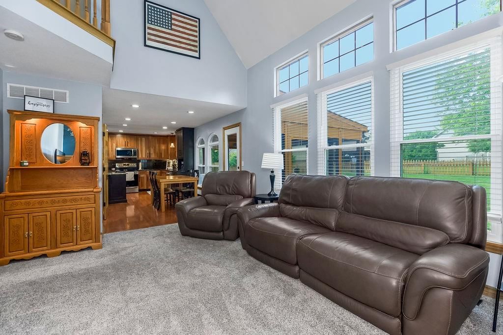 Photo 16 of 43 - 8104 NW 80th Street