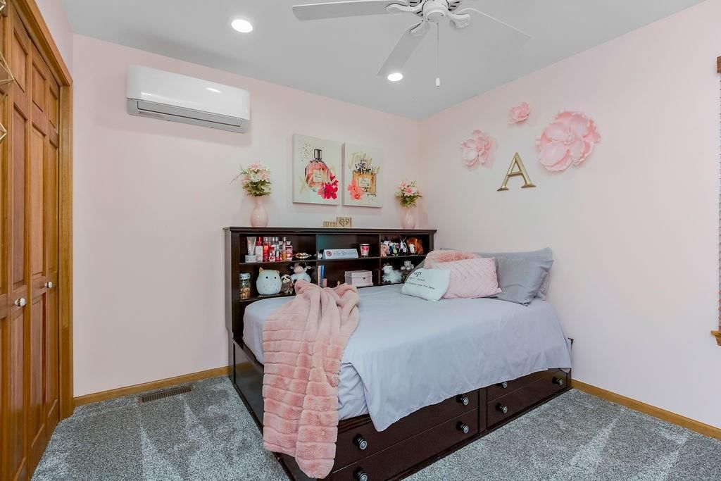 Photo 20 of 43 - 8104 NW 80th Street