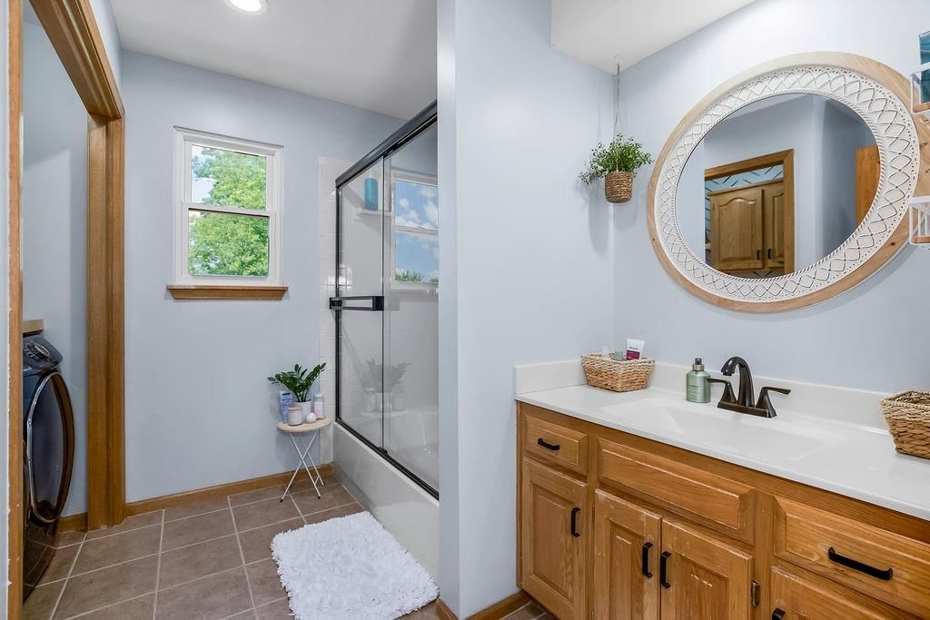 Photo 23 of 43 - 8104 NW 80th Street