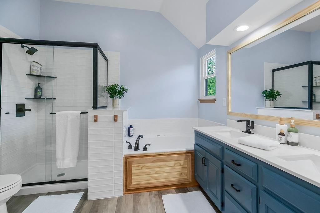 Photo 25 of 43 - 8104 NW 80th Street