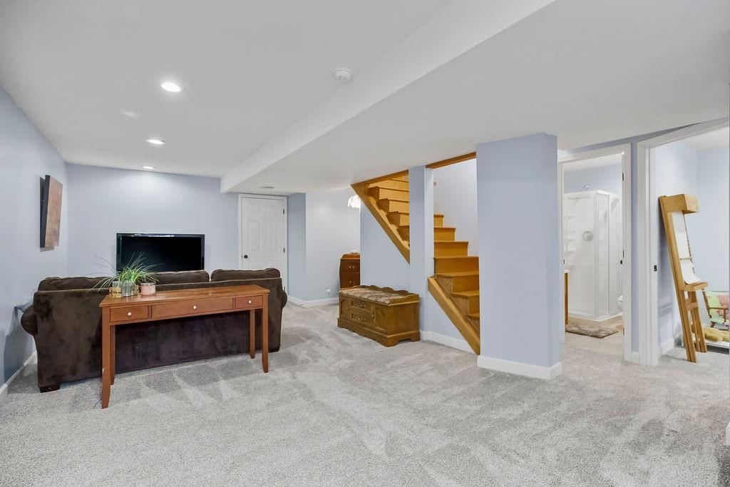 Photo 28 of 43 - 8104 NW 80th Street