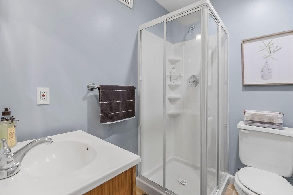 Photo 30 of 43 - 8104 NW 80th Street
