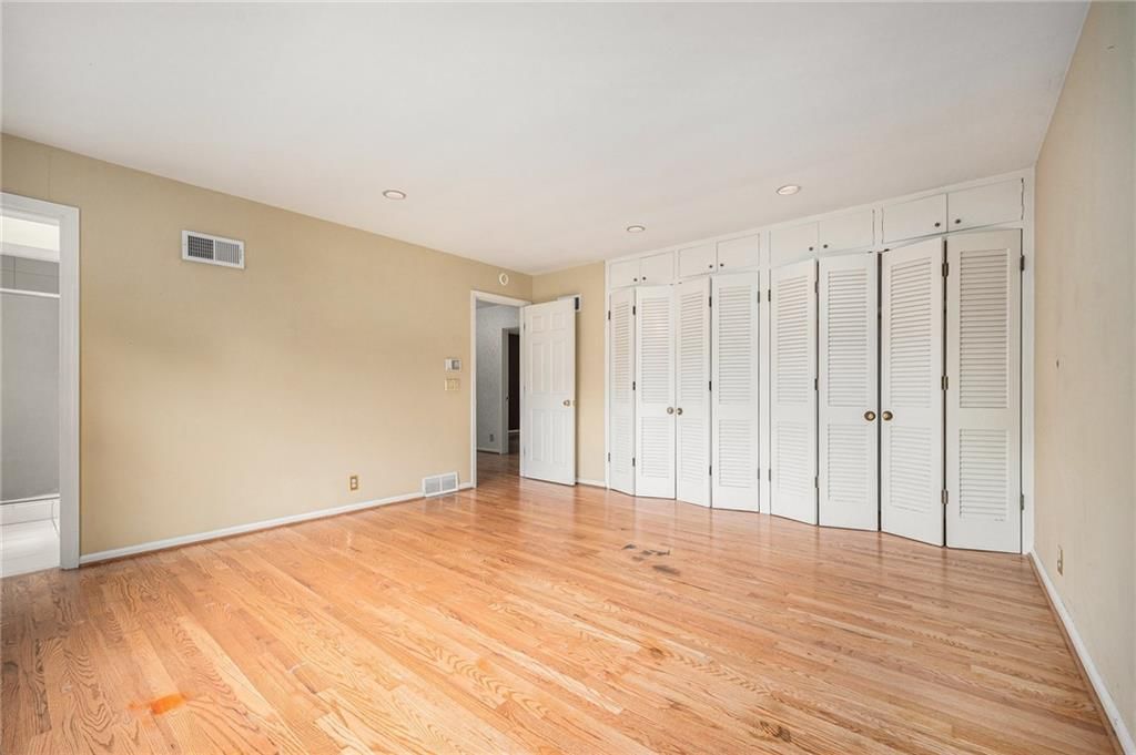 9815 Overbrook Court — photo 17