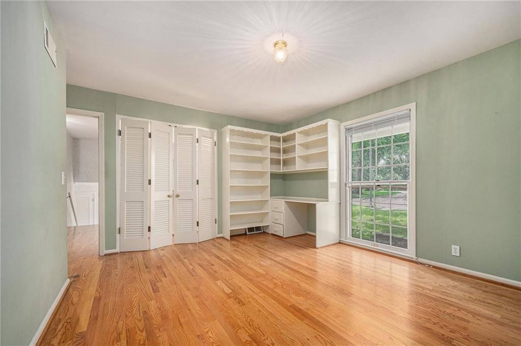 9815 Overbrook Court — photo 20