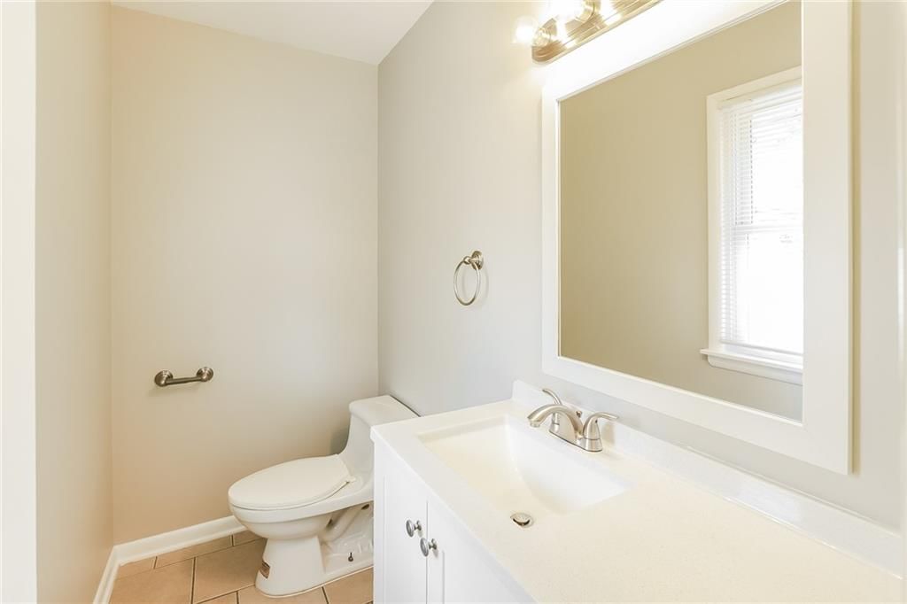 6022 Locust Street — photo 11