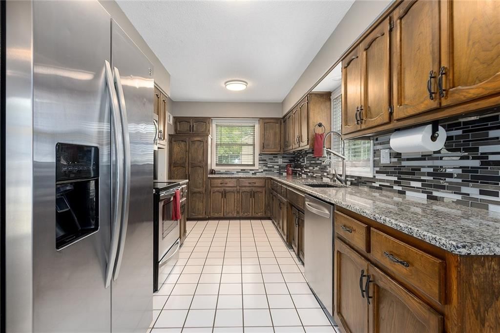 6744 N Park Avenue — photo 8
